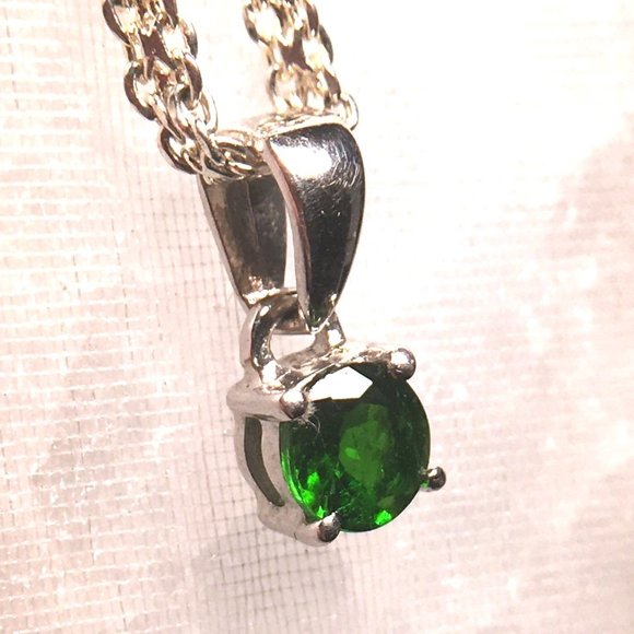 Genuine Chrome Diopside .925 Pendant Natural Gemstone Sterling Silver - Picture 14 of 16